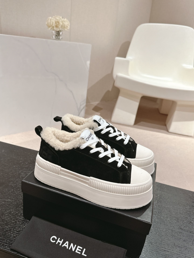 Ch**el sport shoes